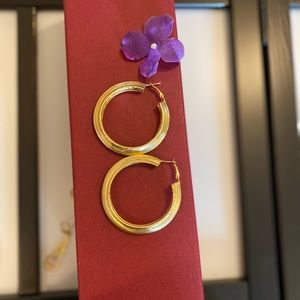 New Gold plated 18 carat durable earrings